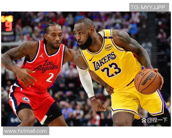 詹姆斯领衔湖人豪取胜利，媒体赞其敢拼敢打精神