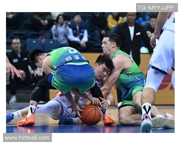 2017年CBA新疆队与天津队激战回顾精彩瞬间与战术分析